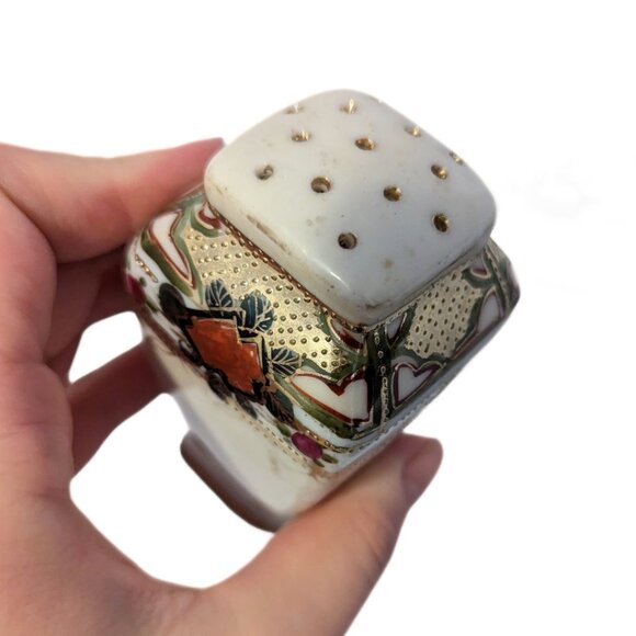 Vintage Hand Painted Salt & Pepper Shakers Gold Floral Square White Ceramic - Picture 5 of 9